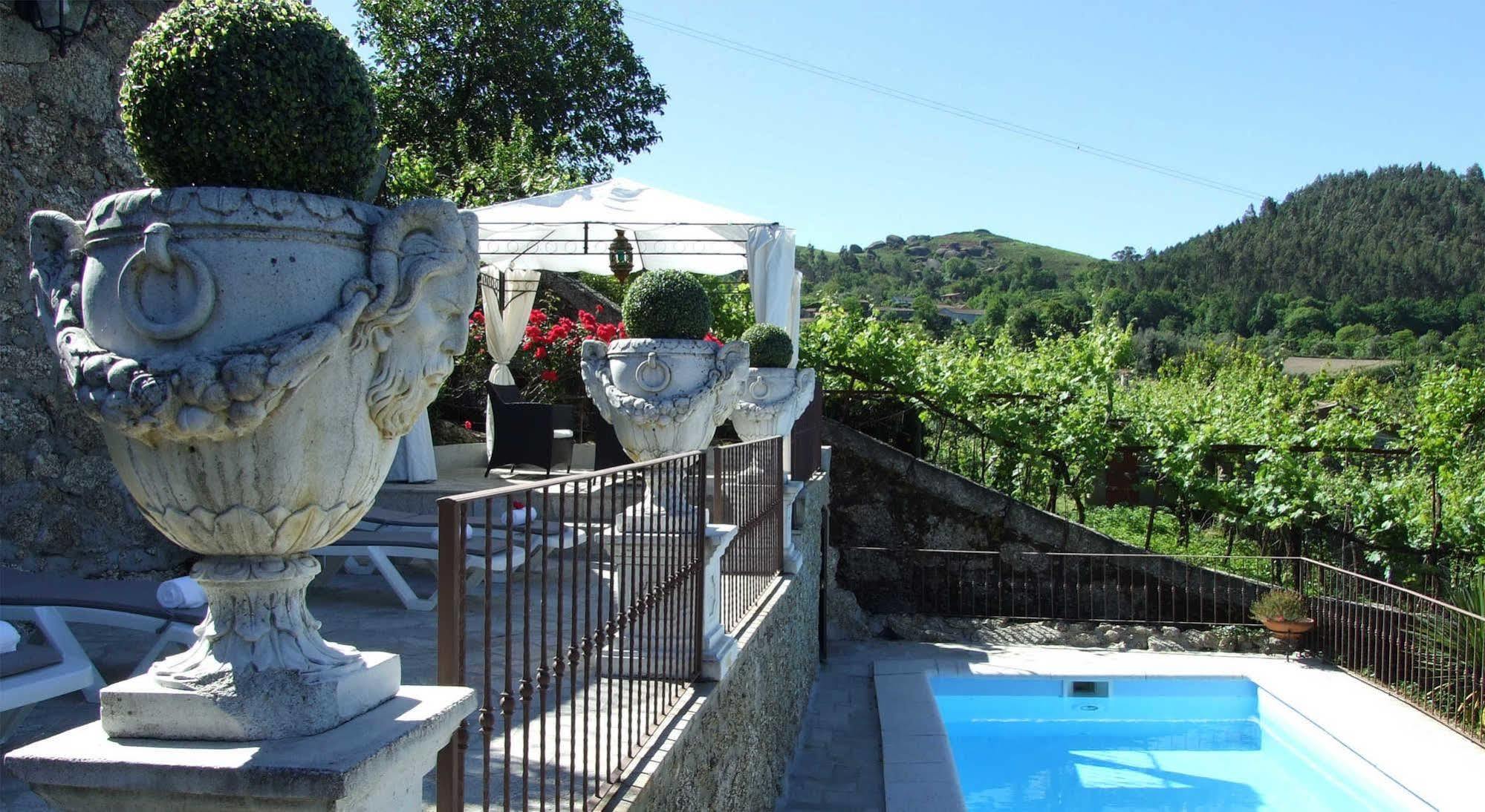 Boutique Hotel Solar Dos Anjos Вієйра-ду-Міню Екстер'єр фото